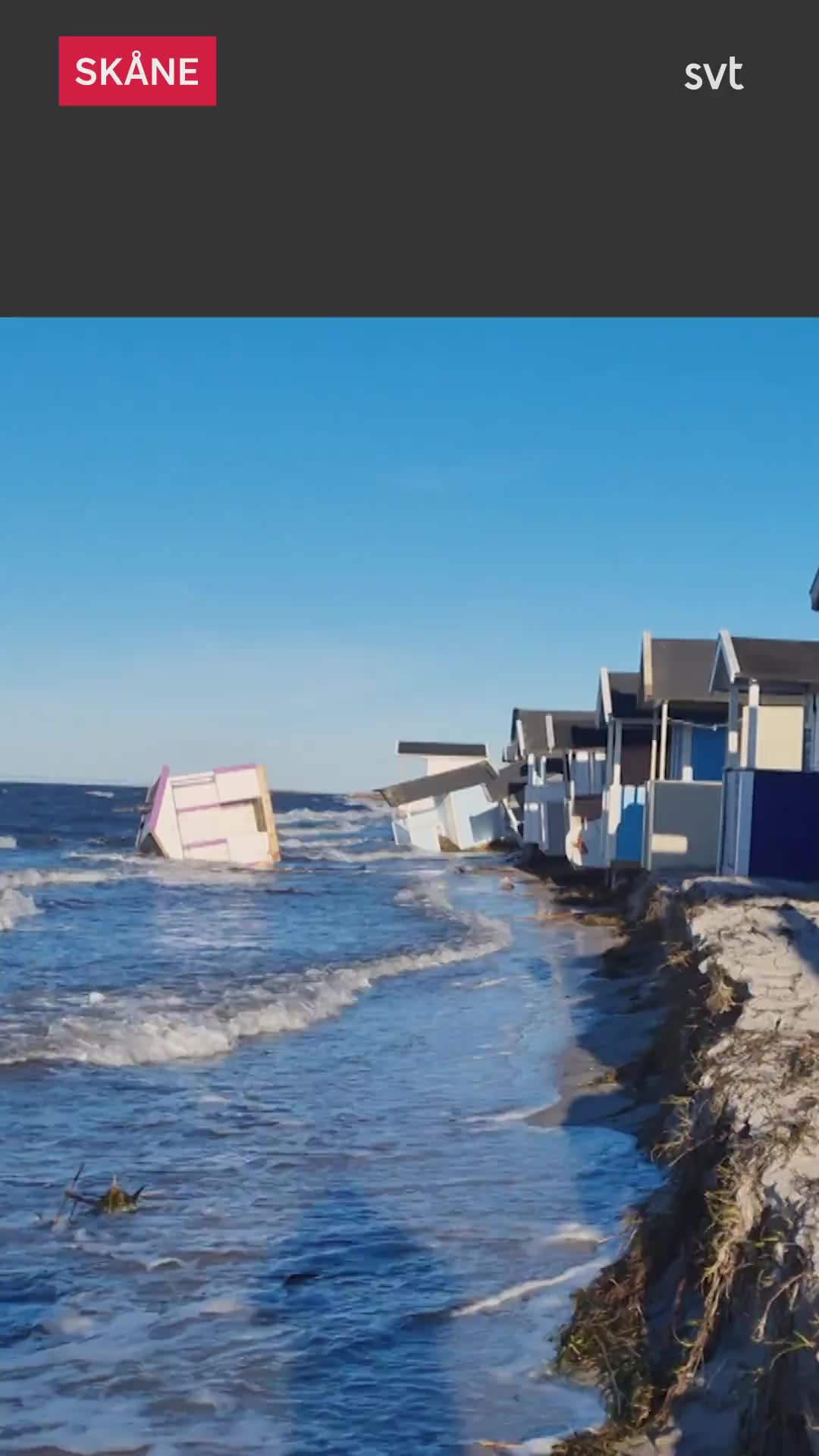 Här spolas badhytterna ut i havet i Skanör